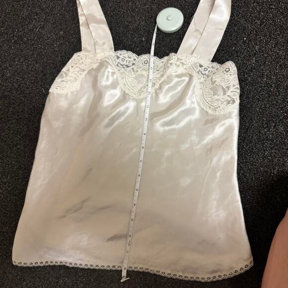 Cream and white lace and satin top - Picture 6 of 6